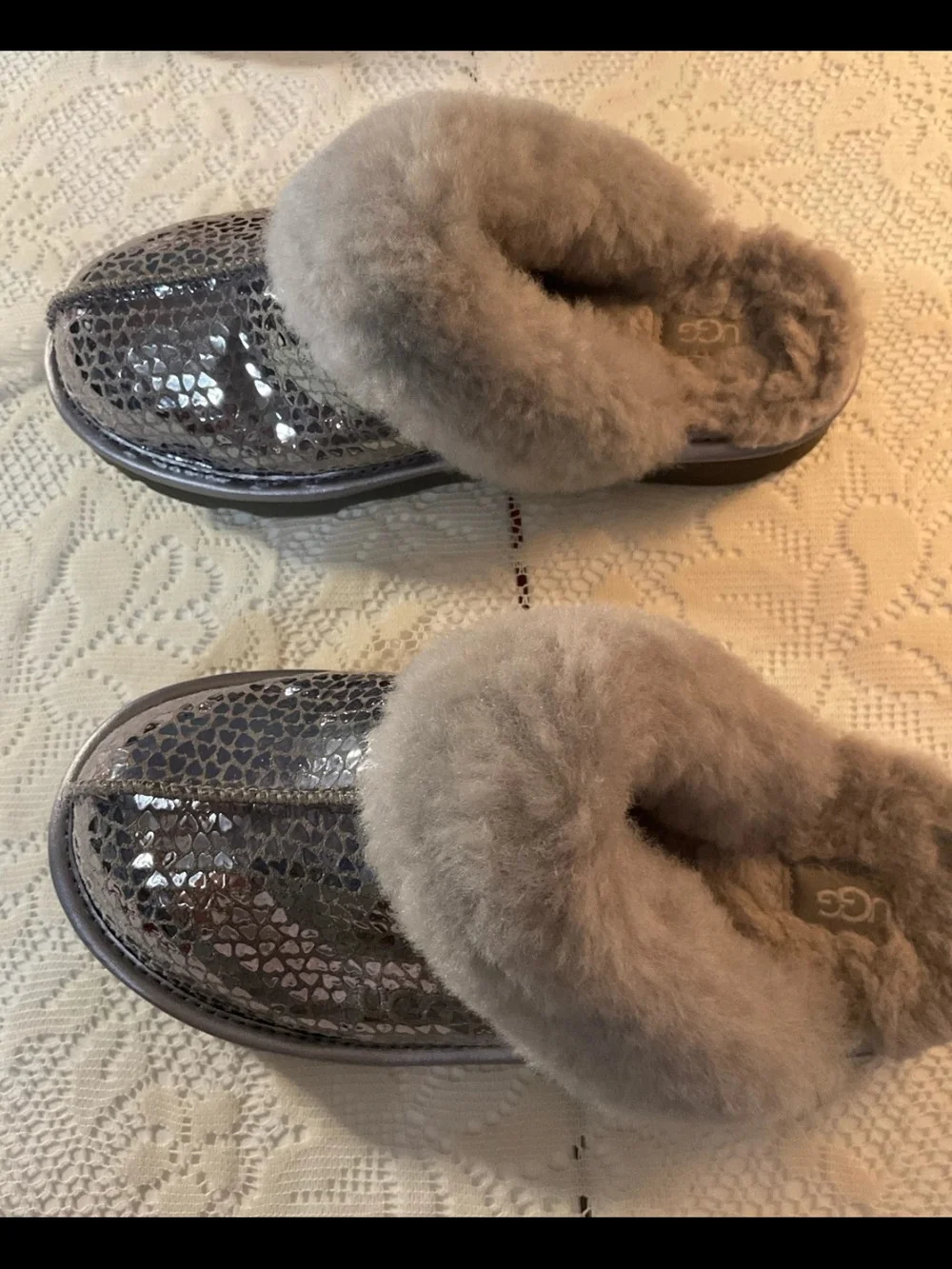 UGG Kids Iridescent Heart Mosaic Slip-On in Gray